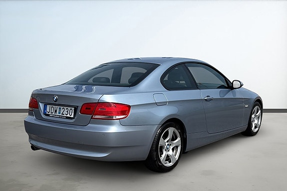BMW 320d 5 of 5