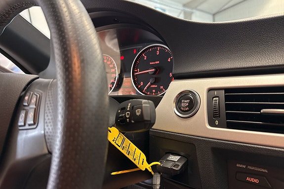 BMW 320d 21 of 21