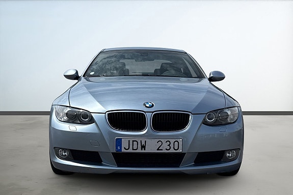 BMW 320d 8 of 21