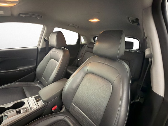 Hyundai Kona 14 of 30