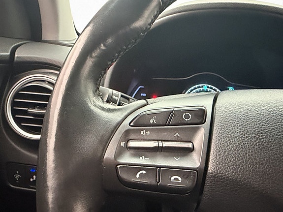 Hyundai Kona 28 of 30