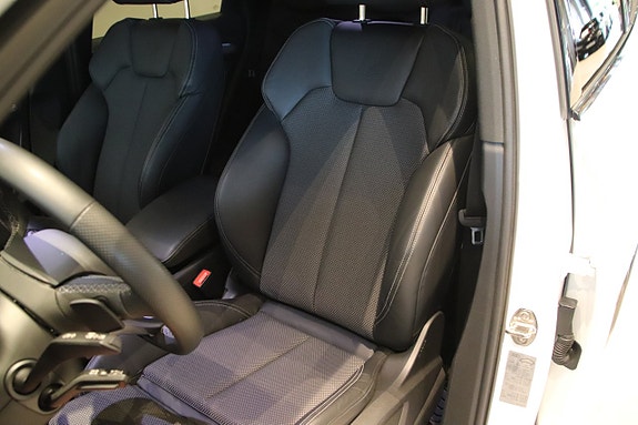 Audi Q5 13 of 25