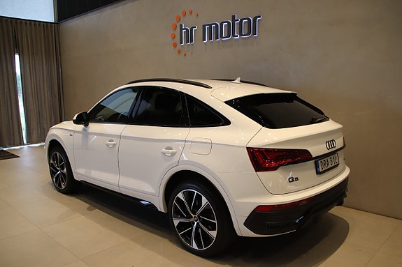 Audi Q5 4 of 5