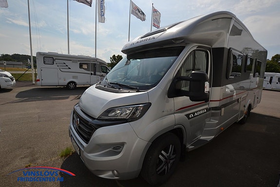 Adria Matrix M 670 SLT 2 of 22