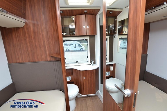 Adria Matrix M 670 SLT 16 of 22
