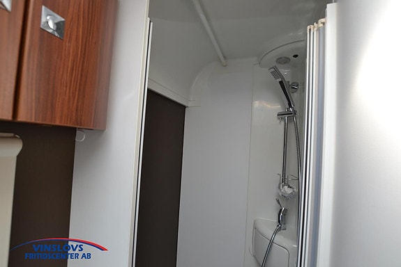 Adria Matrix M 670 SLT 17 of 22