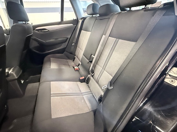 BMW X1 8 of 12