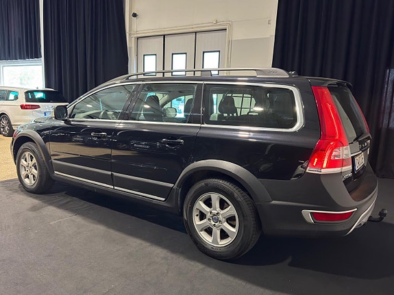 Volvo XC70 4 of 5