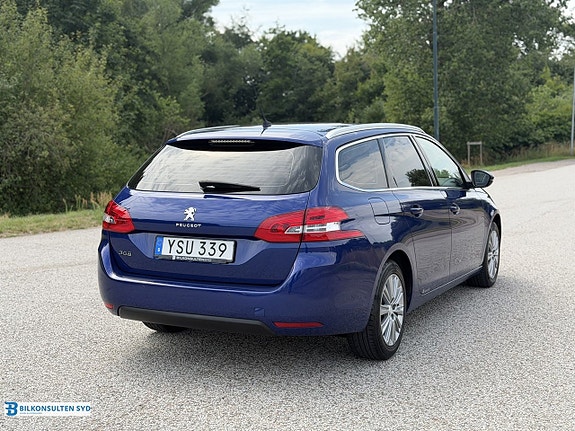 Peugeot 308 SW 14 of 14