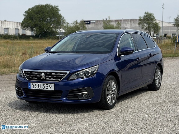 Peugeot 308 SW 3 of 5