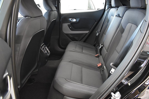 Polestar 2 10 of 24