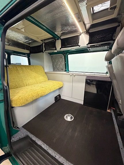 Volkswagen Caravelle 2.0 | "California" | Solceller | Dragkrok| Backkamera 7 of 16
