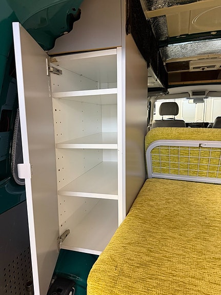 Volkswagen Caravelle 2.0 | "California" | Solceller | Dragkrok| Backkamera 6 of 16