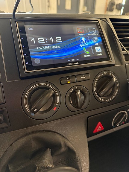 Volkswagen Caravelle 2.0 | "California" | Solceller | Dragkrok| Backkamera 15 of 16