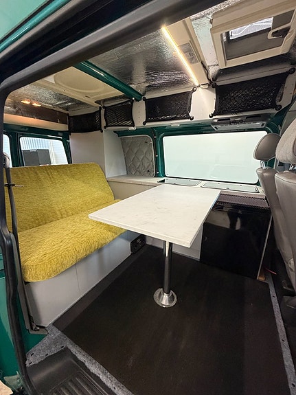 Volkswagen Caravelle 2.0 | "California" | Solceller | Dragkrok| Backkamera 8 of 16