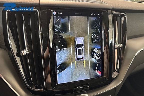 Volvo XC60 9 of 23