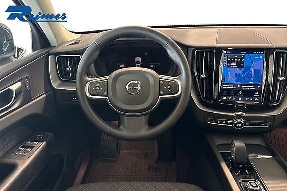 Volvo XC60 7 of 23