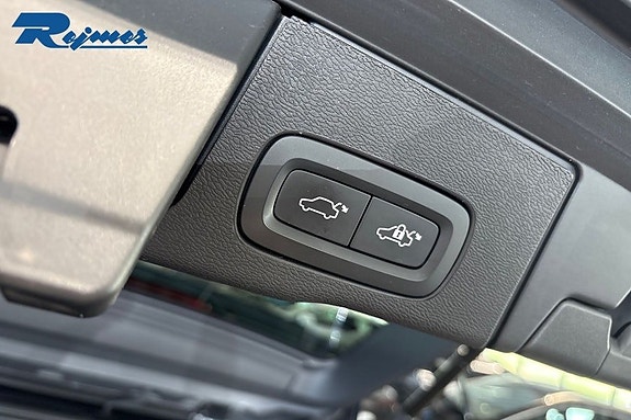 Volvo XC60 19 of 23