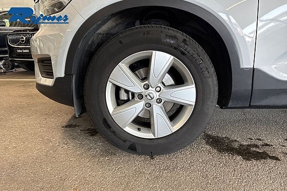 Volvo XC40 18 of 18