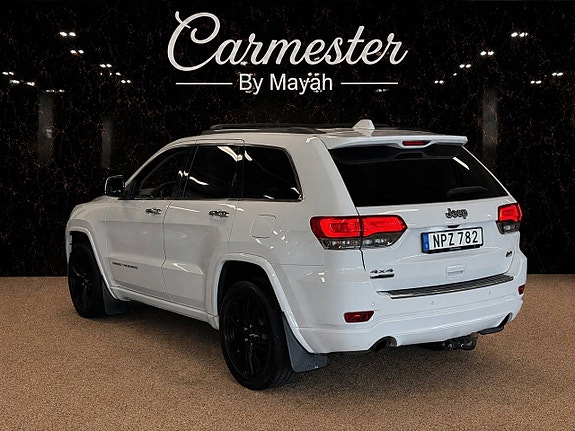 Jeep Grand Cherokee 3 of 5