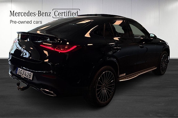 Mercedes-Benz GLC300 e 3 of 5