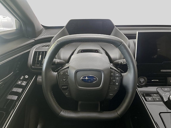 Subaru Solterra 4 of 5