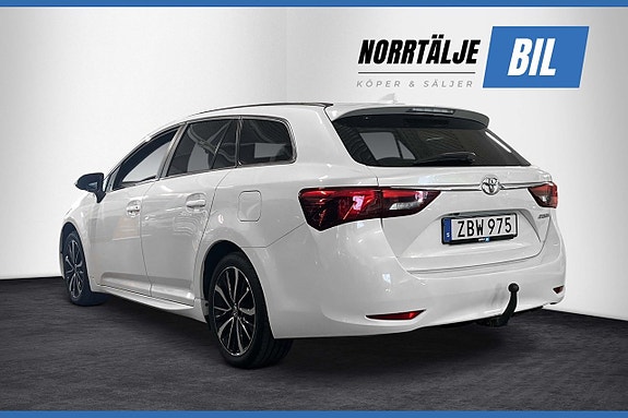 Toyota Avensis 4 of 21