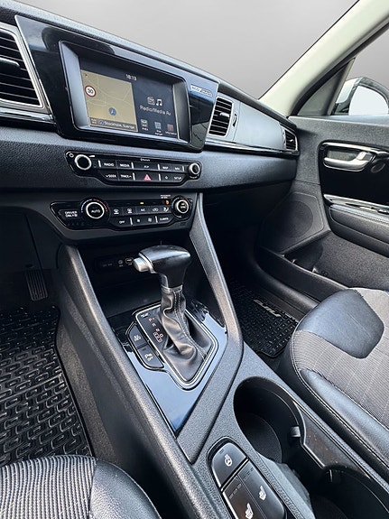 Kia Niro 14 of 24