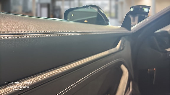 Porsche 911 Targa 4 GTS 12 of 15
