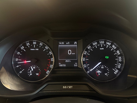 Skoda Octavia 6 of 16