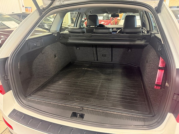 Skoda Octavia 14 of 16