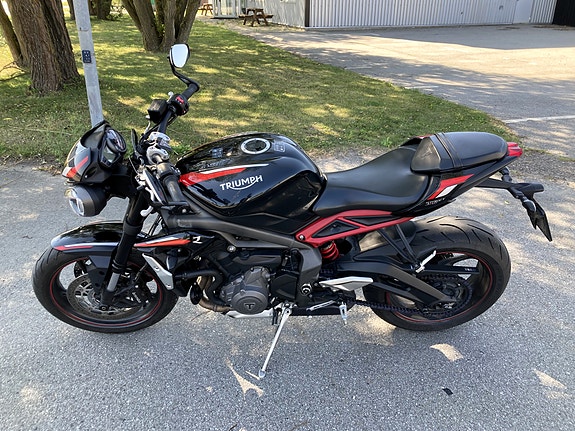 Triumph Street Triple 765 R 5 of 8