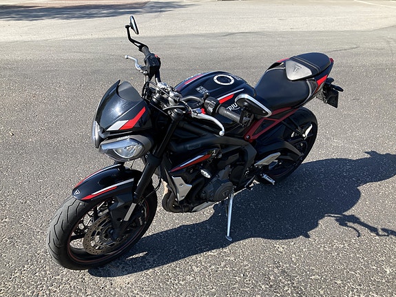 Triumph Street Triple 765 R 4 of 8