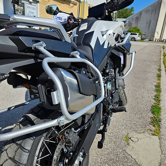 CFMOTO 800MT EXPLORE-ES 6 of 8