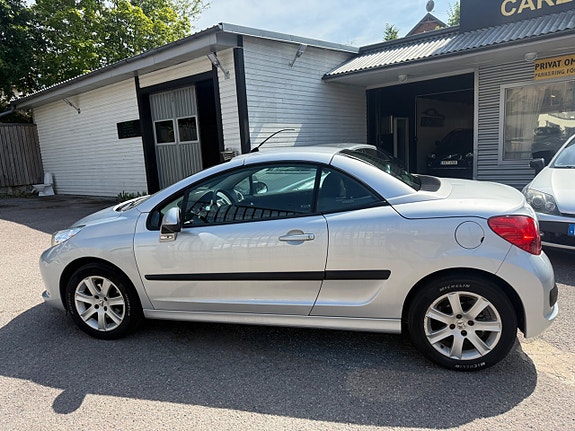 Peugeot 207 CC 6 of 12