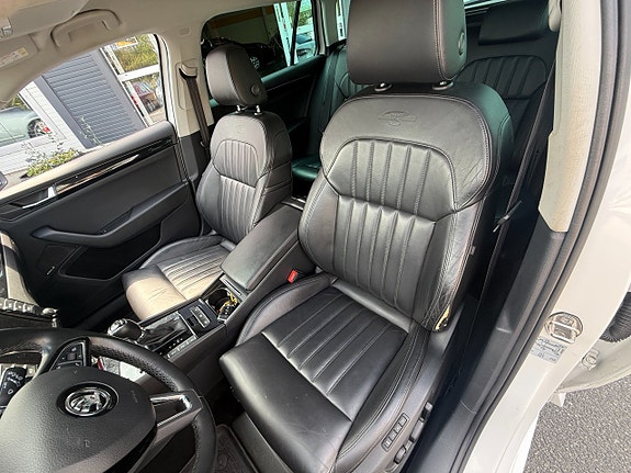 Skoda Superb 10 of 17