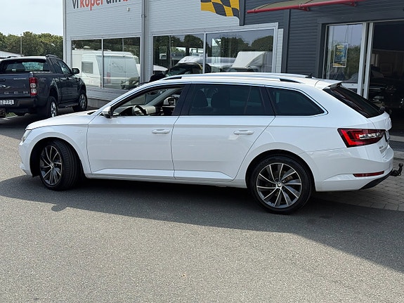 Skoda Superb 7 of 17