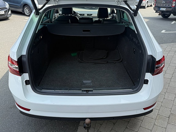 Skoda Superb 6 of 17