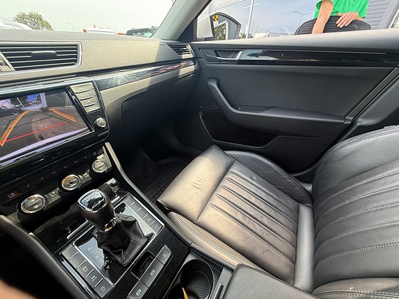 Skoda Superb 17 of 17