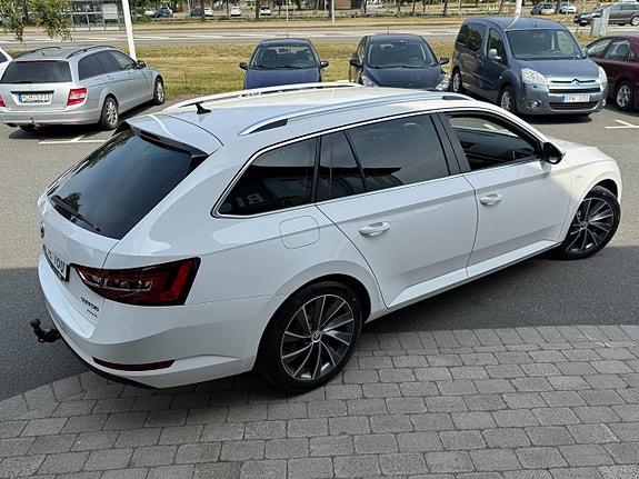 Skoda Superb 4 of 17