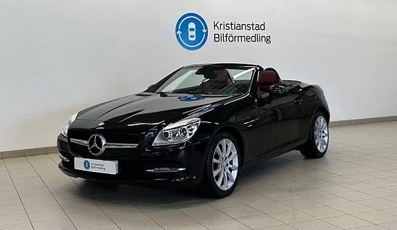 Mercedes-Benz SLK200 2 of 5