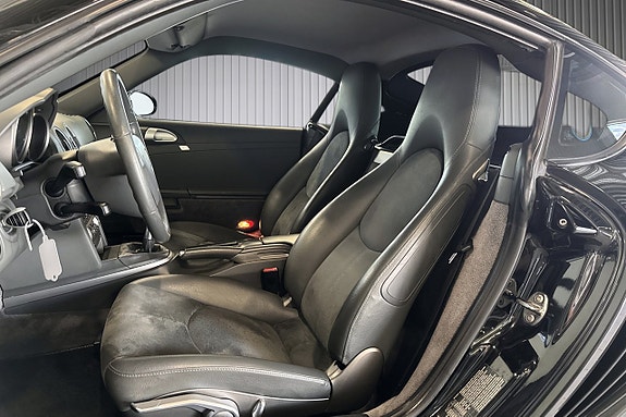 Porsche Cayman S 8 of 15