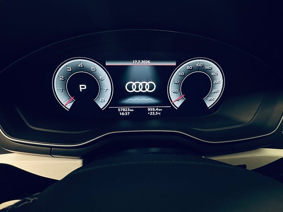 Audi A4 14 of 30