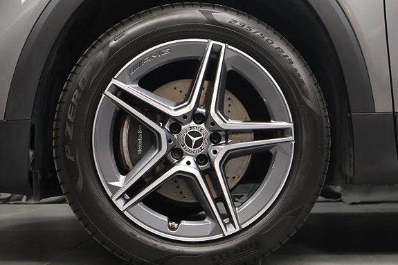 Mercedes-Benz GLB200 6 of 28