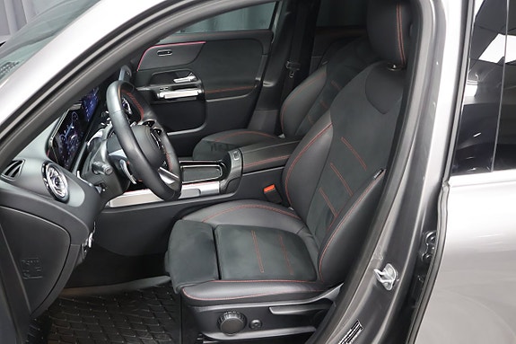 Mercedes-Benz GLB200 10 of 28