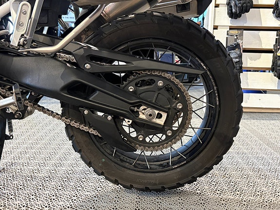 Triumph TIGER 900 RALLY PRO 11 of 16