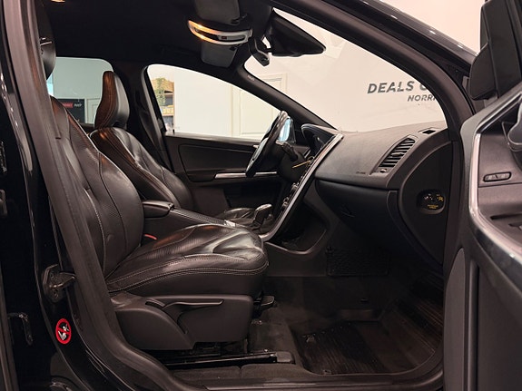 Volvo XC60 13 of 19