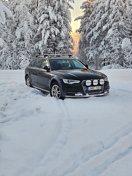 Audi A6 allroad 4 of 5