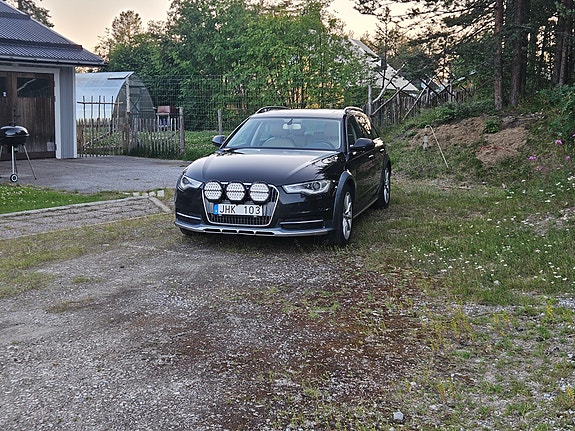 Audi A6 allroad 3 of 5