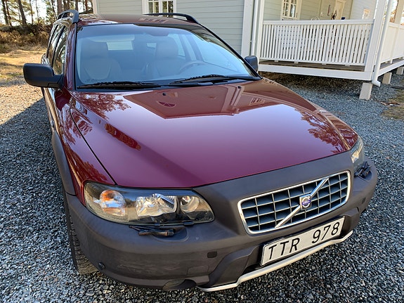 Volvo XC70 3 of 3